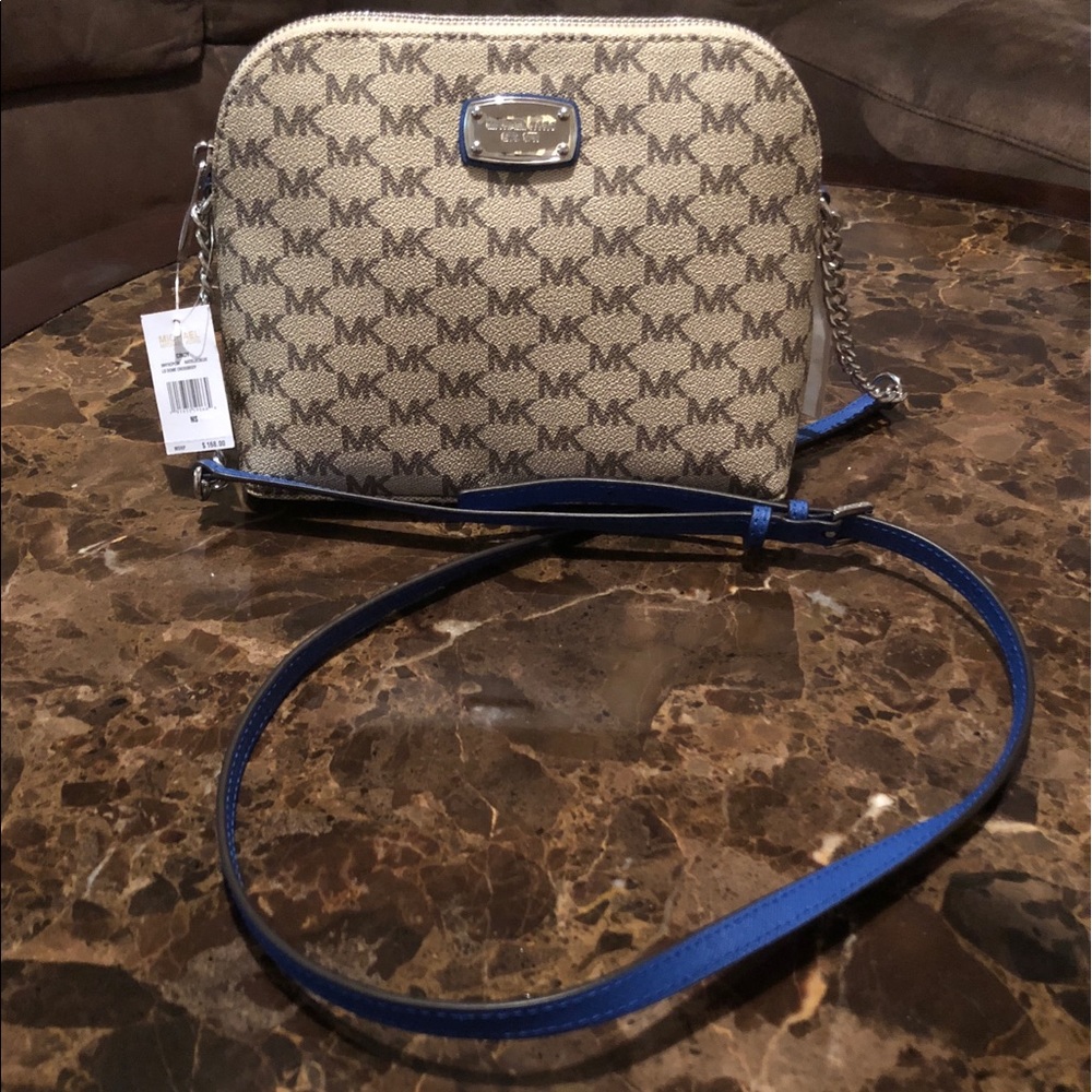 💙SALE💙NWT MICHAEL KORS CINDY CROSSBODY